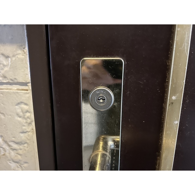 セフィール北柏205号室 玄関