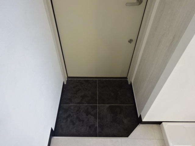 アレンタール西新宿2階 同建物別部屋の参考画像