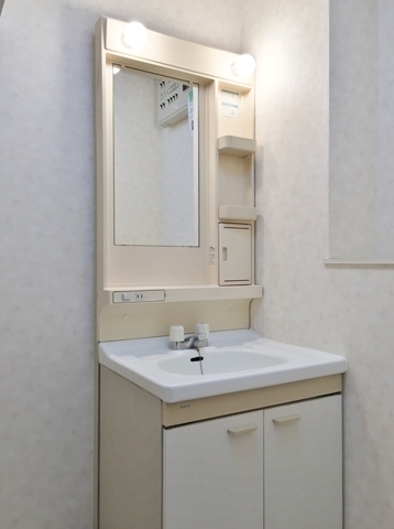 ロイヤル二俣川Ｃ棟3階 洗面