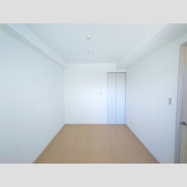 グランヴェールにしすな305号室 洋室6帖