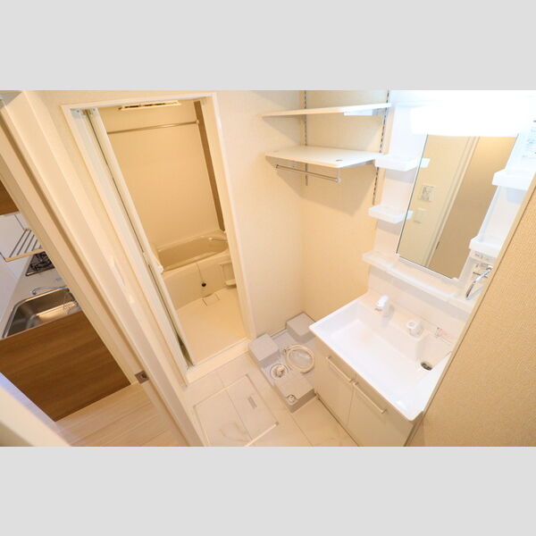 エクシード・ポメロ 洗面室