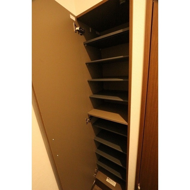 ｌｉｆｅｓｈｉｐ湘南辻堂ｻﾝﾄﾘｰﾆ シューズボックス