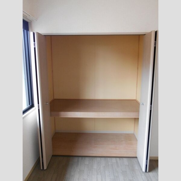 ビューパレス古原 収納