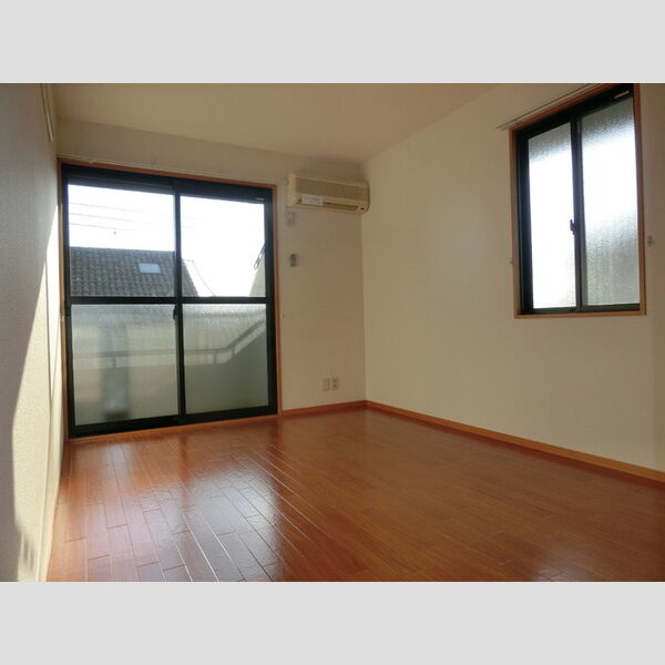 シャルマン・ロージェ　T202号室 洋室