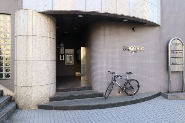 ロゴス弐壱戸部 エントランス
