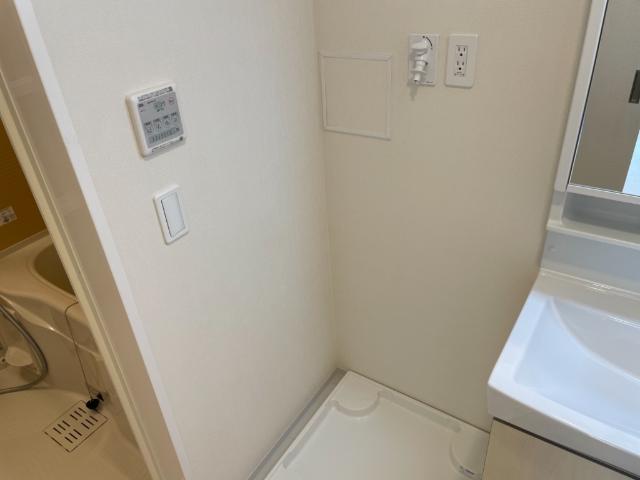 グラスコート明大前201号室 洗濯機置場