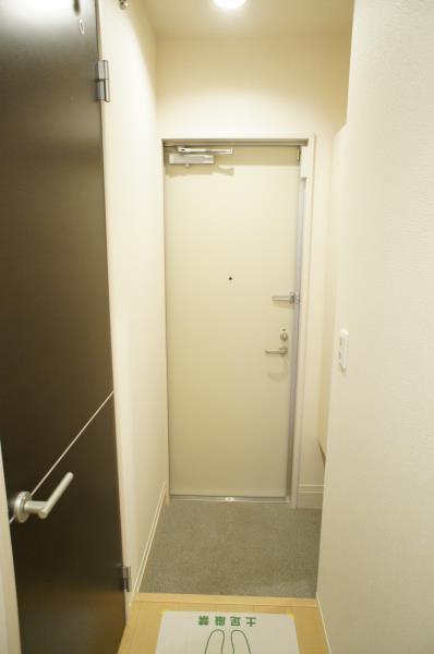 シエルルージュ松戸 玄関