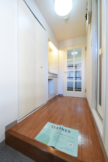 タウンシップ田端 玄関