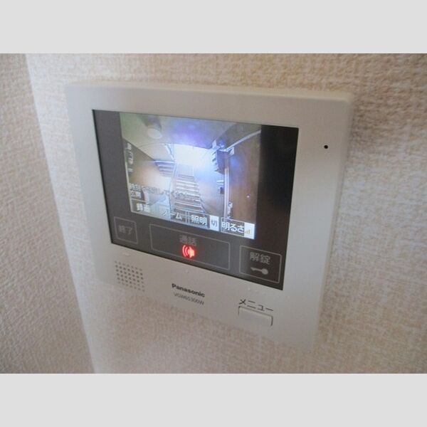 マノワール　ブリーズ(manoir brise)　A棟 カラーTVドアホン