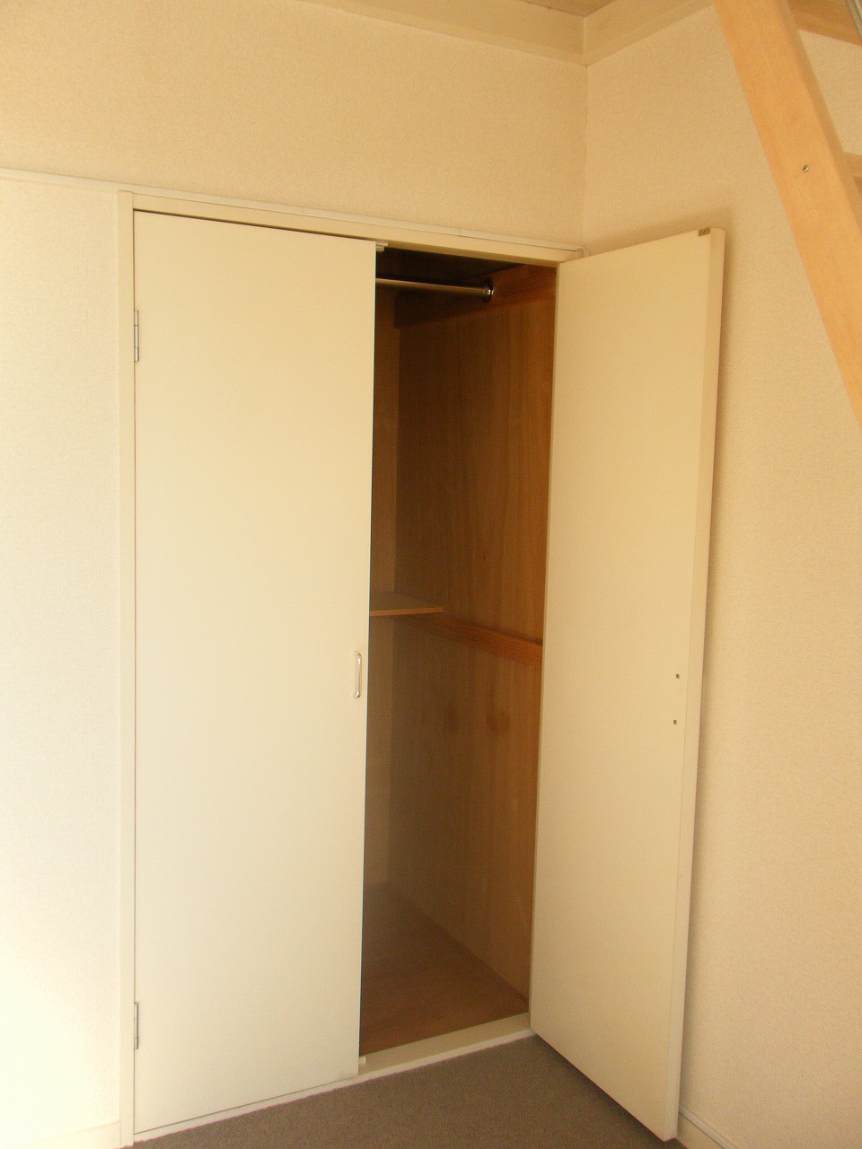 レオパレスＳＨＩＺＵＫＡ 内観