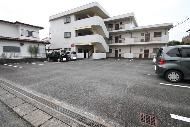 サンメモリー　羽村 駐車場！