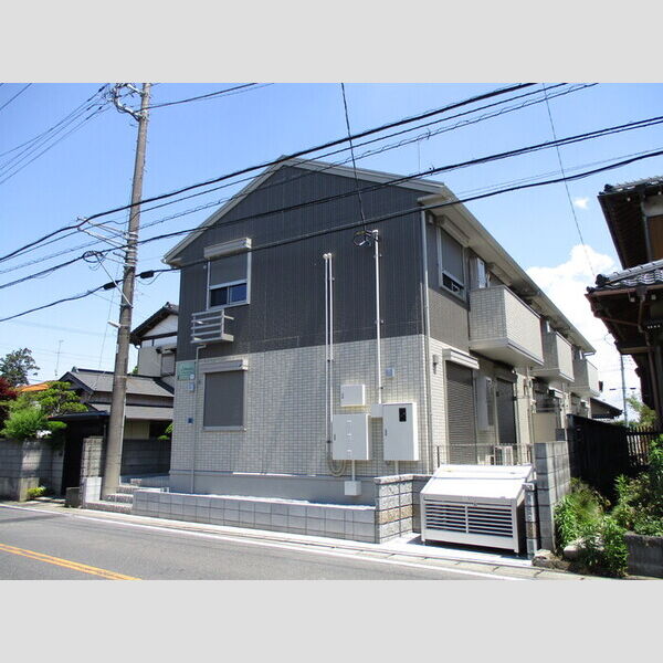 エクラシオール102号室 外観