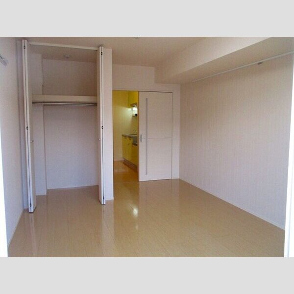 ラフィシア 洋室