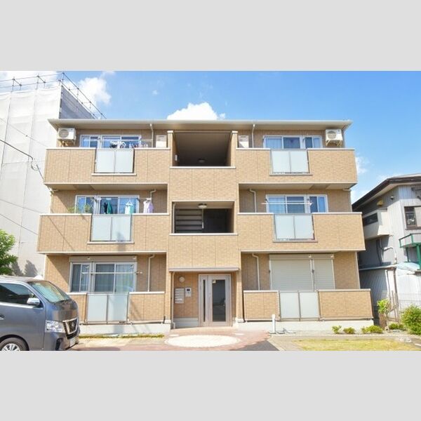 K・fines　B棟102号室 建物外観