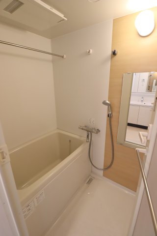 GENOVIA本蓮沼1101号室 お風呂