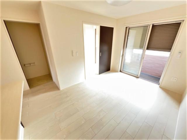 ＣＯＭＦＯＲＴＩＡ103号室 リビング