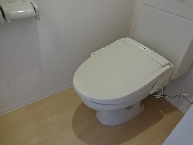 アストン・ベル シャワー付トイレ