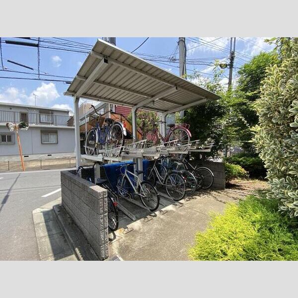 カーサ フェリーチェ西原205号室 駐輪場