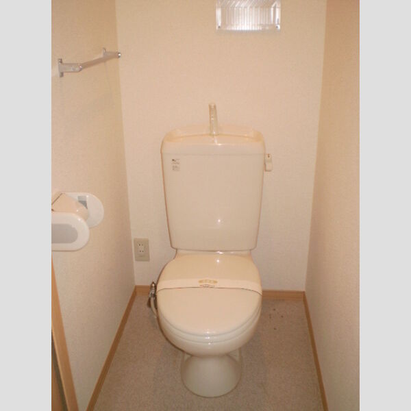 リナウル鵠沼 トイレ