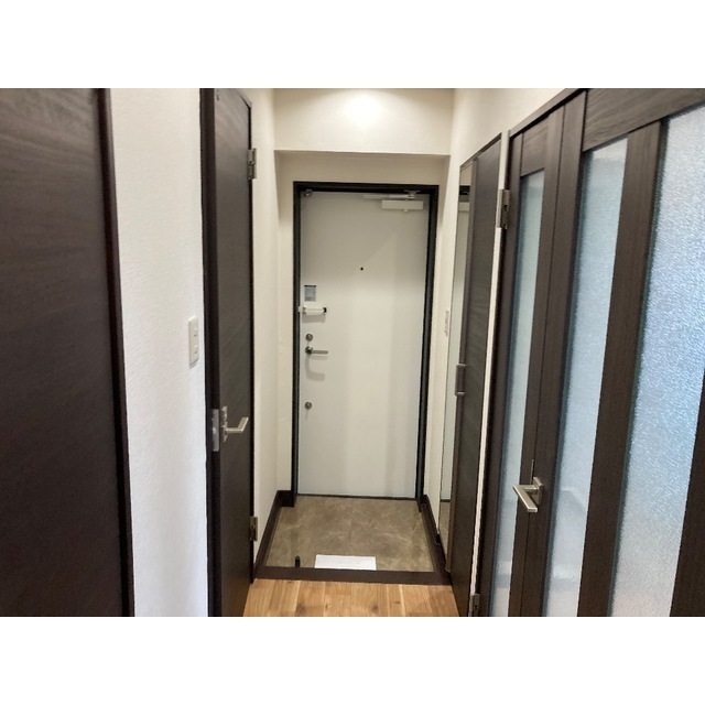 アイ・エヌ・ジー笹塚 玄関