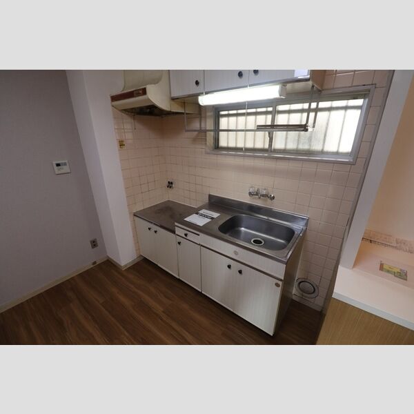 グリーンハウスクスノキ キッチン