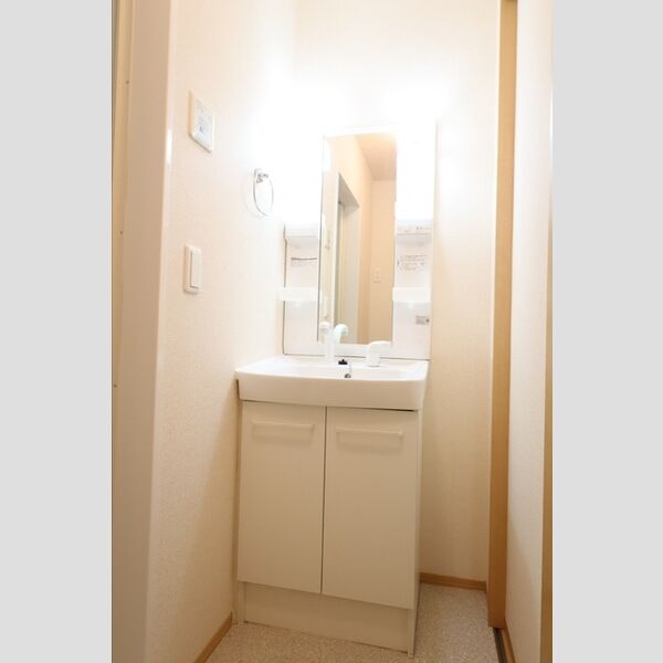 ヴァンフレイス早稲田 洗髪洗面化粧台