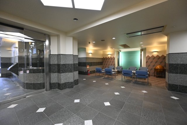 ヴィア・シテラ新宿 エントランス