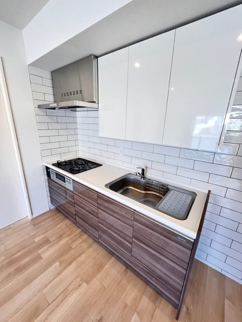 クレヴィアリグゼ日暮里5階 キッチン