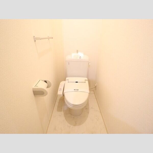 グランドゥール　Ⅱ102号室 温水洗浄暖房便座