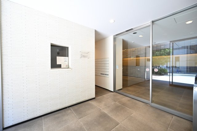 ハーモニーレジデンス山手大塚 エントランス