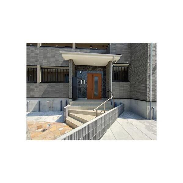 サンセット柏たなか202号室 エントランス