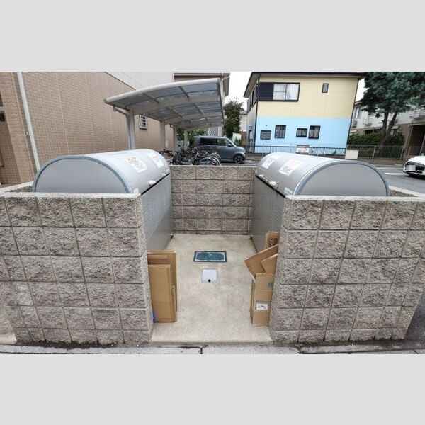 フォリウムー　A 敷地内ごみ置場