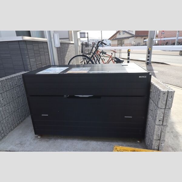 フォレスター 入居者様専用ゴミストッカー