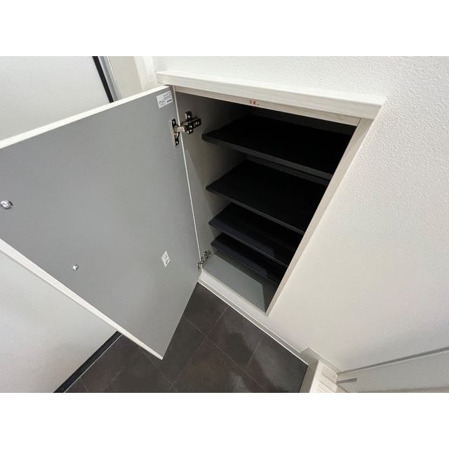 エステイトB東岩槻106号室 内観