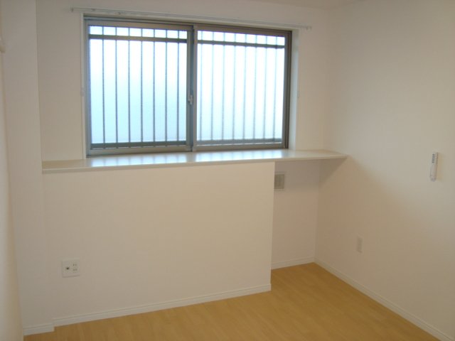 レフィナードＮ．Ｋ00105号室 洋室