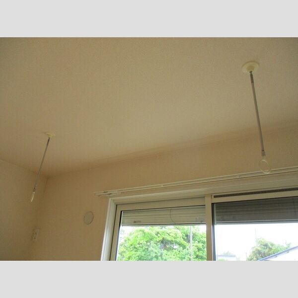 エクセル101号室 室内物干し