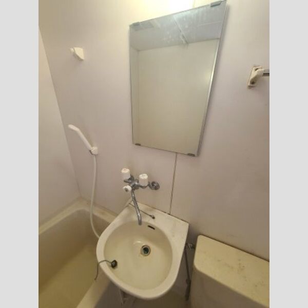 アビタシオン別所406号室 退去前につき、前回募集時のお写真です。