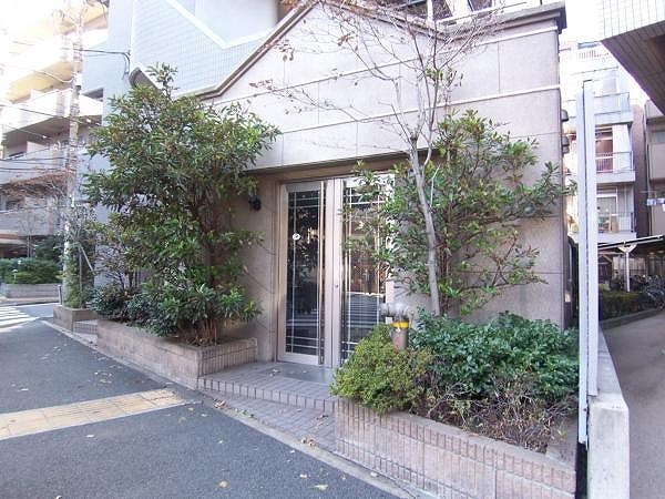 ステージファースト武蔵小山1階 エントランス