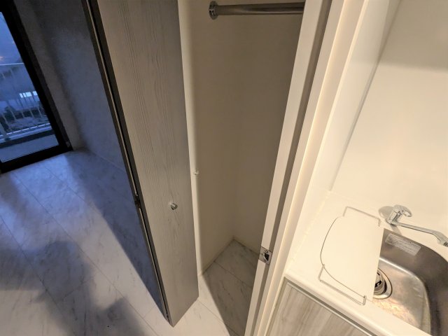 ハーモニーレジデンス新横浜606号室 収納