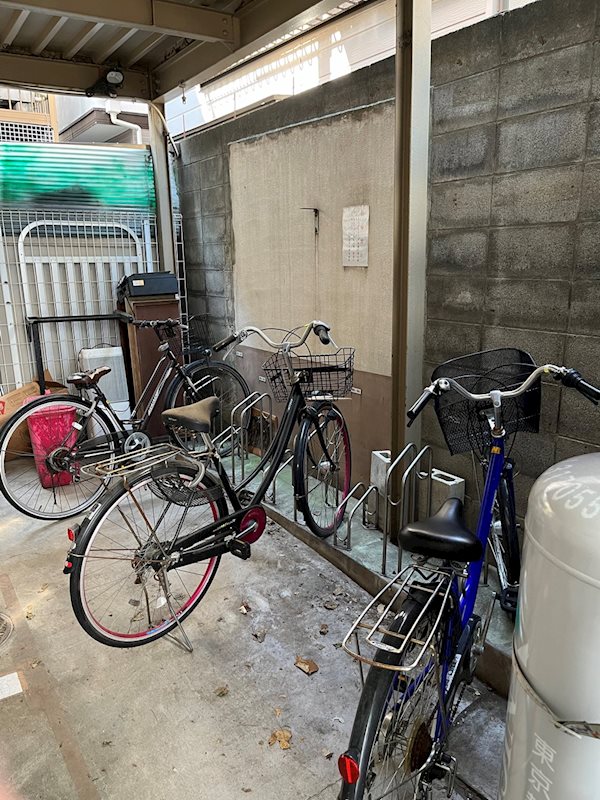 STAGE FUKASAWA3階 駐輪場