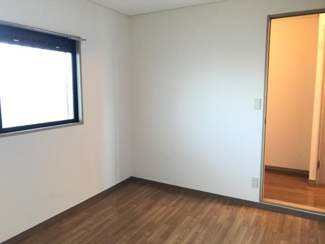 サザンフィールド305号室 寝室