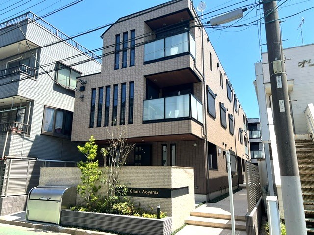 Ｇｌａｎｚ　Ａｏｙａｍａの外観画像