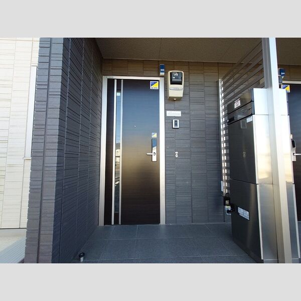 グランテージ　A 玄関