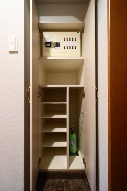 デュオ・スカーラ中野坂上 靴入