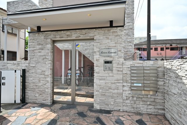 リヴィエール川崎2階 エントランス