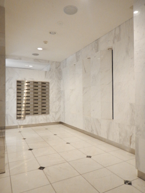 ガラ・シティ大森3階 廊下