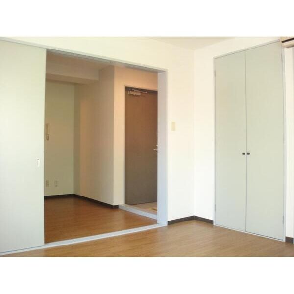 K・ONEビル リビング