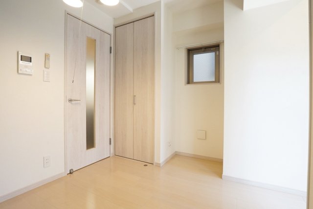 マーベラス鶯谷1階 同建物別部屋の参考画像