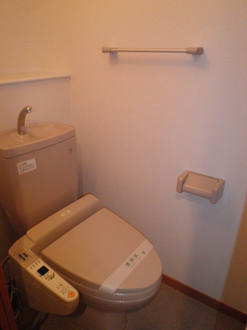 ガラ・シティ京橋4階 清潔感のあるトイレです