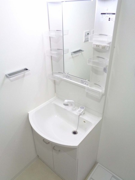 ラフィスタ横浜黄金町405号室 洗面